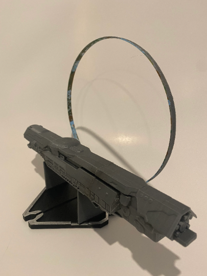 Halo: choose your ship with 8” Halo standing display fan made