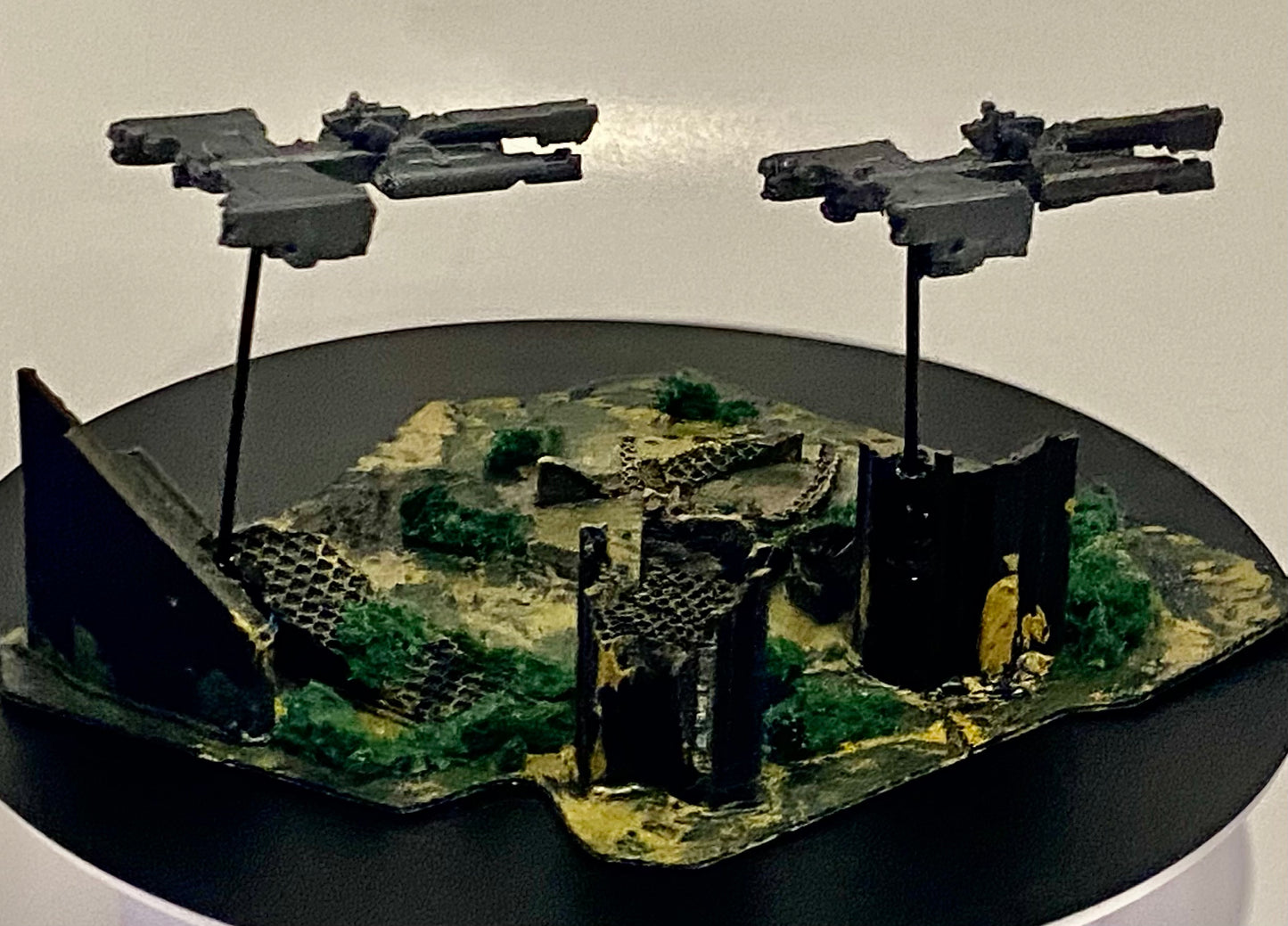 Paris frigate patrol over desert