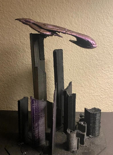 Halo: Fan made diorama "Invasion skyline"
