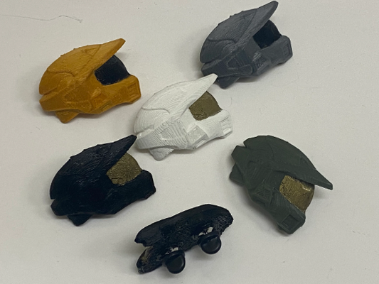 Halo: Fan made Master Chief helmet Pin